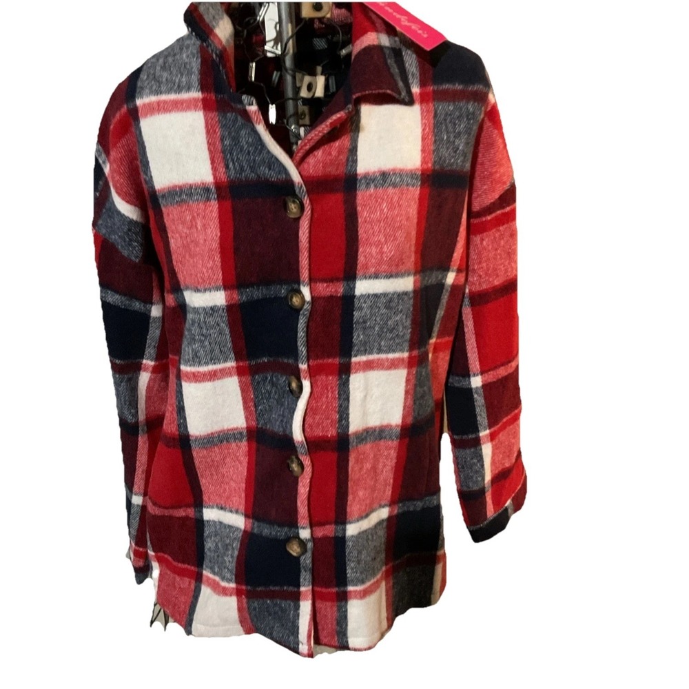 Mundefeis Boutique Red Plaid Shacket Size S. K44‎